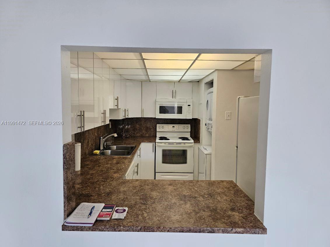 10090 NW 80th Ct #1350, Hialeah Gardens FL 33016
