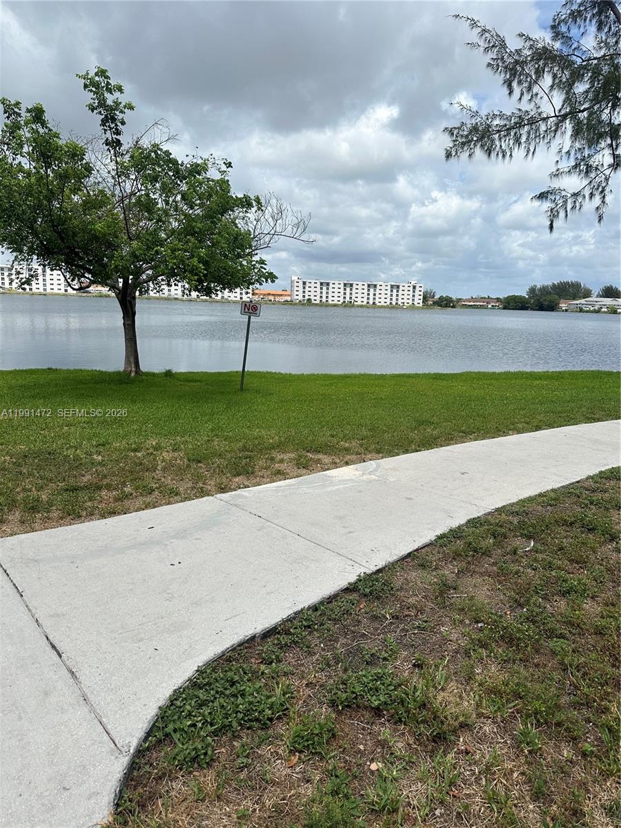 10090 NW 80th Ct #1350, Hialeah Gardens FL 33016