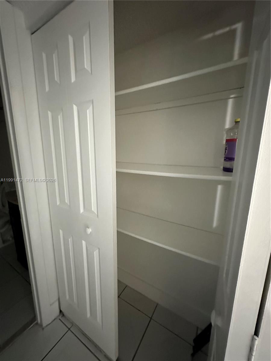 10090 NW 80th Ct #1350, Hialeah Gardens FL 33016
