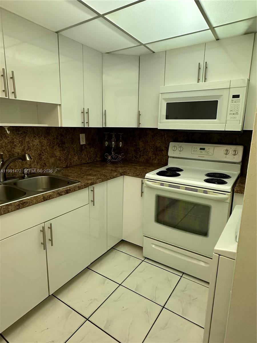 10090 NW 80th Ct #1350, Hialeah Gardens FL 33016