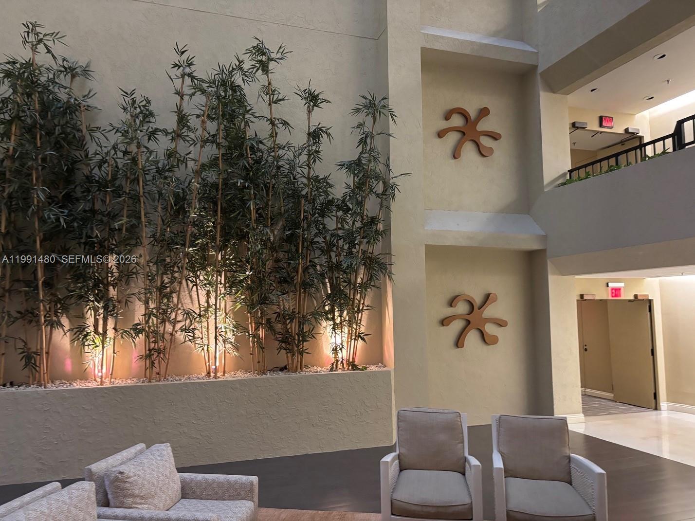 201 Crandon Blvd #120, Key Biscayne FL 33149