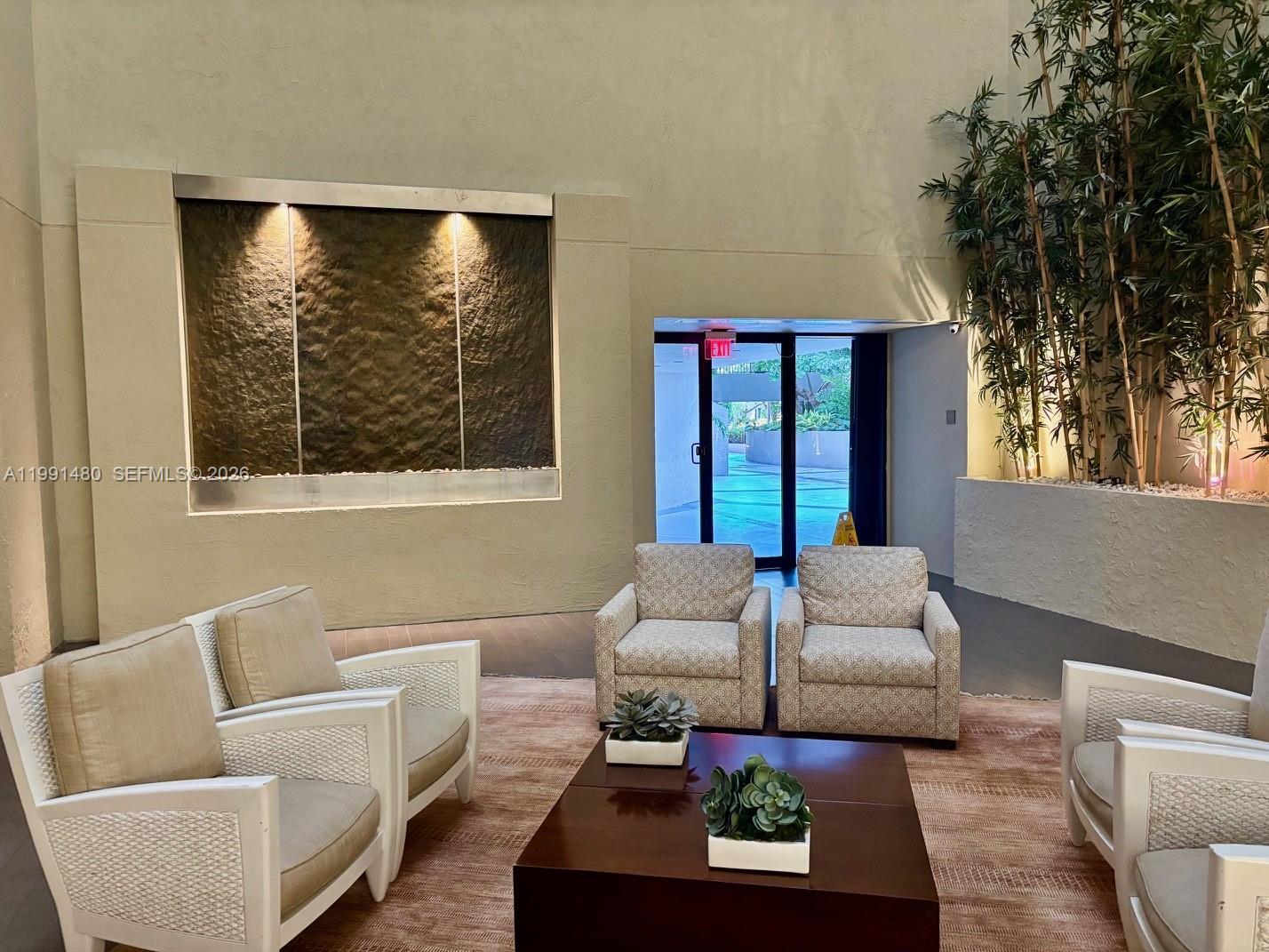 201 Crandon Blvd #120, Key Biscayne FL 33149