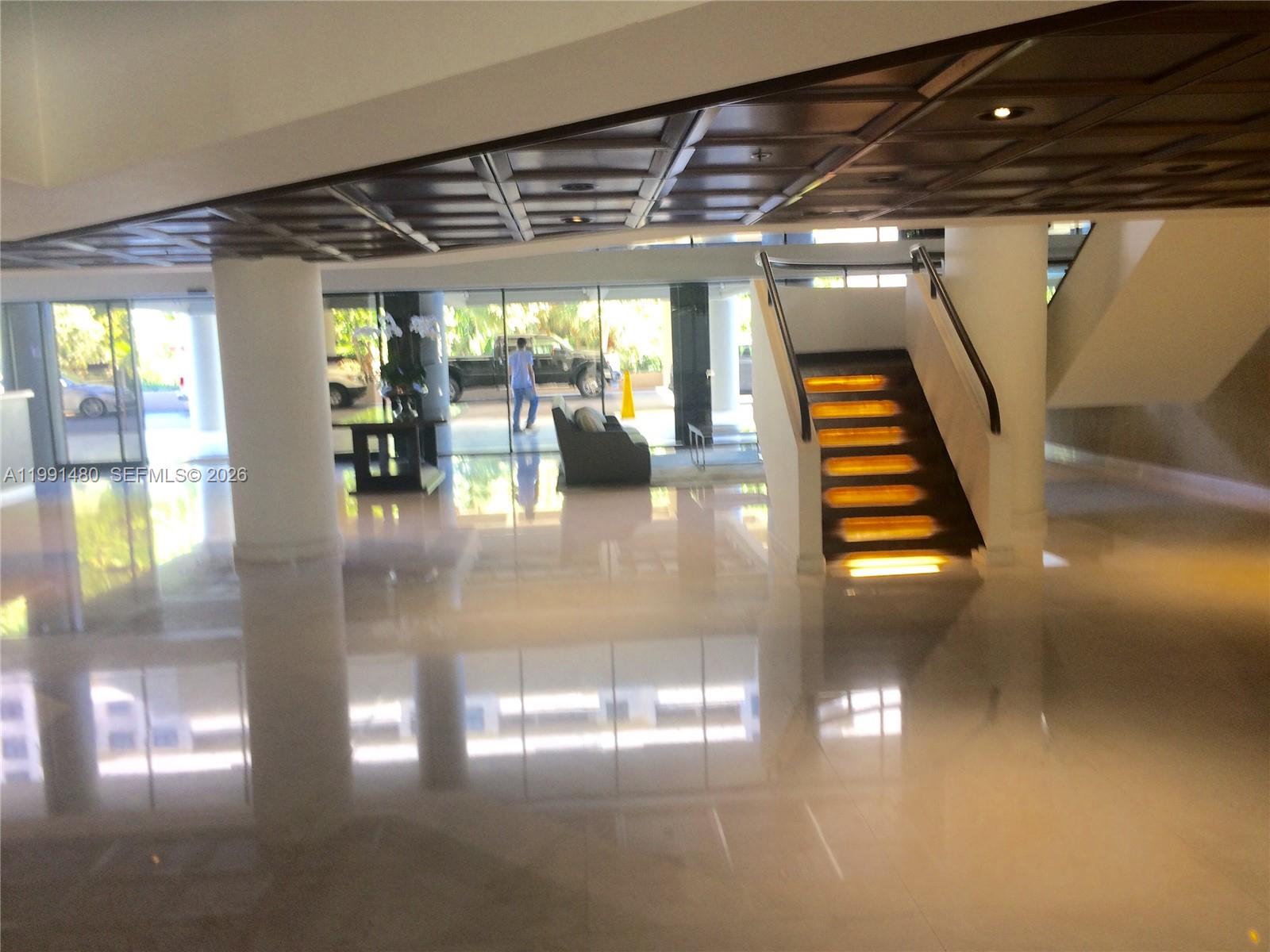 201 Crandon Blvd #120, Key Biscayne FL 33149