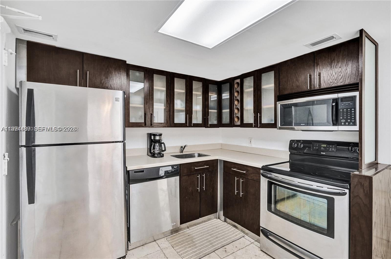 5151 Collins Ave #1035, Miami Beach FL 33140