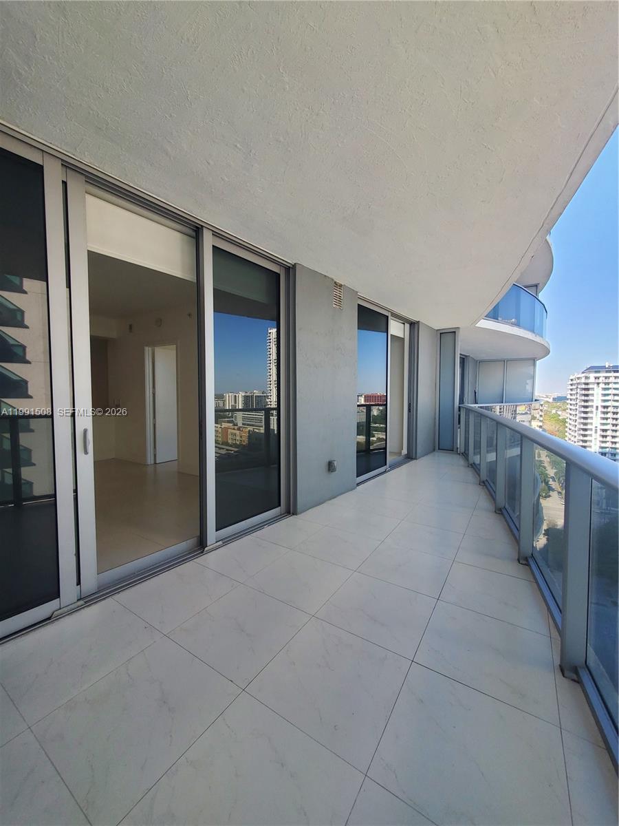 488 NE 18th St #1805, Miami FL 33132