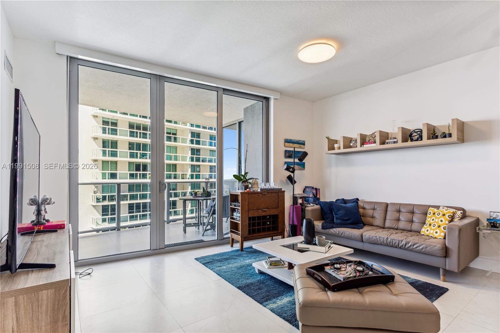 488 NE 18th St #1805, Miami FL 33132