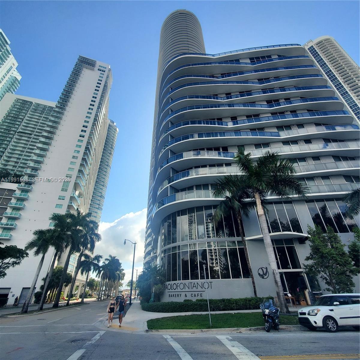 488 NE 18th St #1805, Miami FL 33132