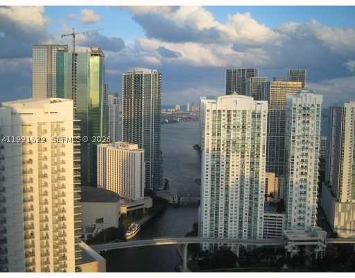90 SW 3rd St #3610, Miami FL 33130
