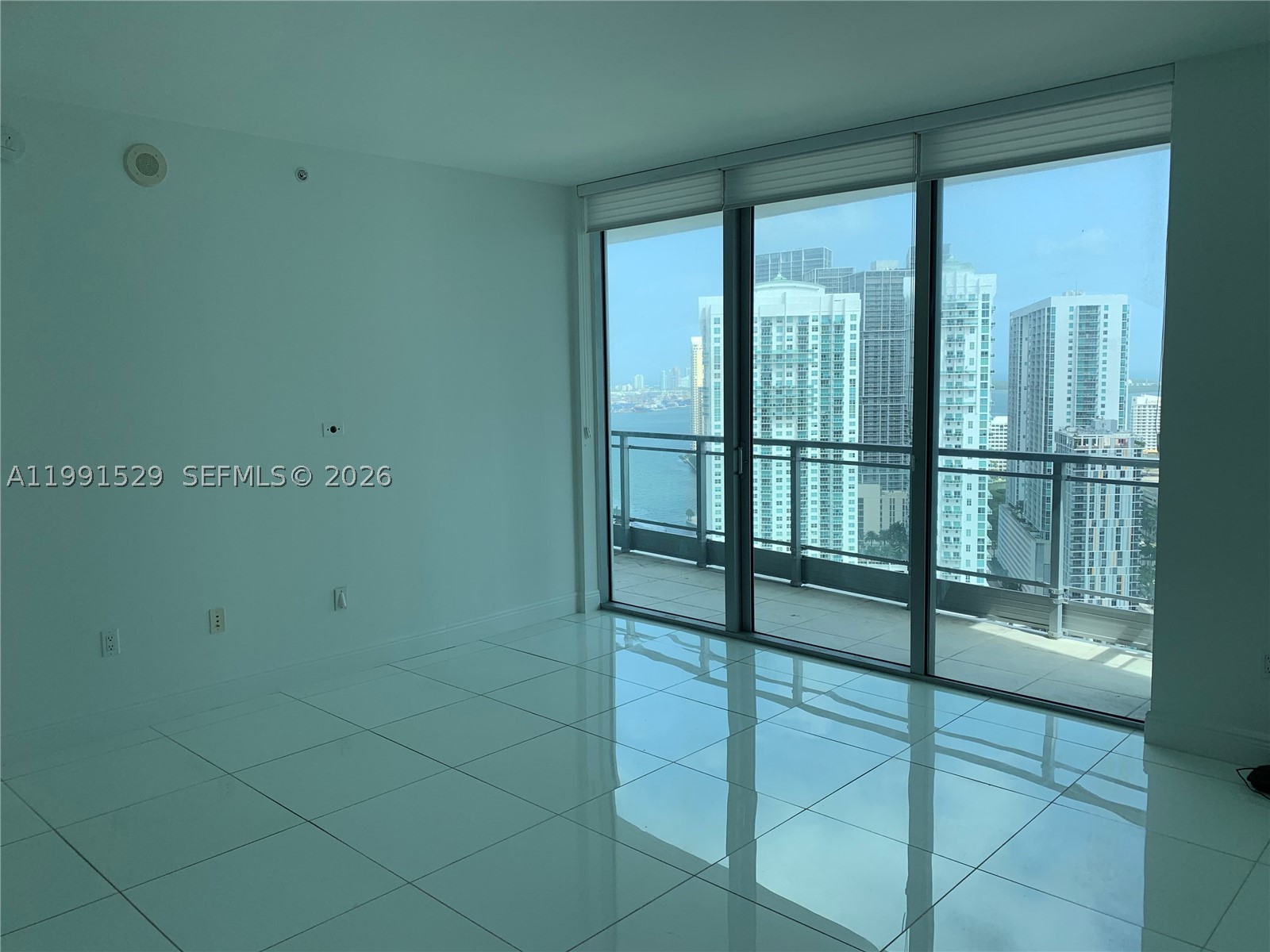 90 SW 3rd St #3610, Miami FL 33130