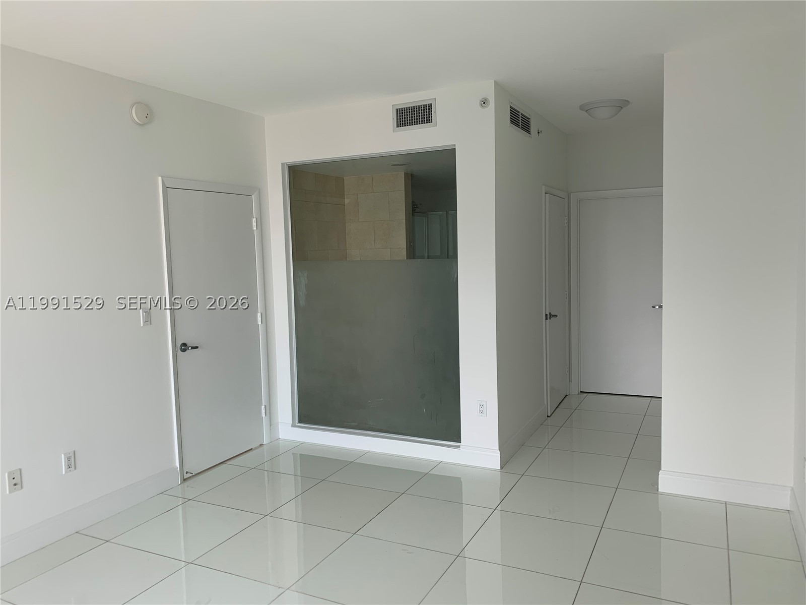 90 SW 3rd St #3610, Miami FL 33130