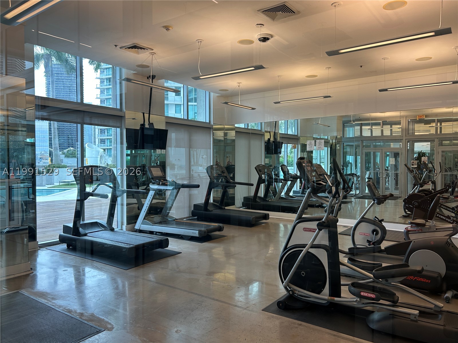 90 SW 3rd St #3610, Miami FL 33130