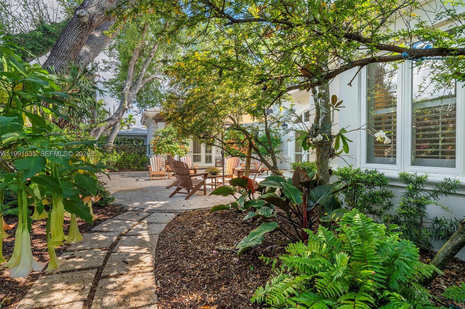 6900 Altamira St, Coral Gables FL 33146