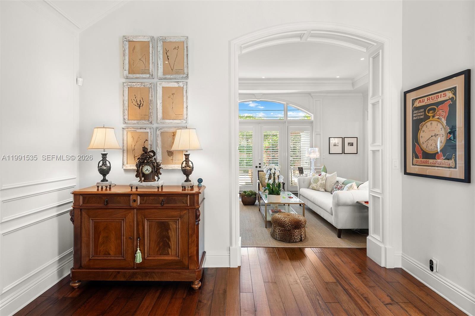 6900 Altamira St, Coral Gables FL 33146