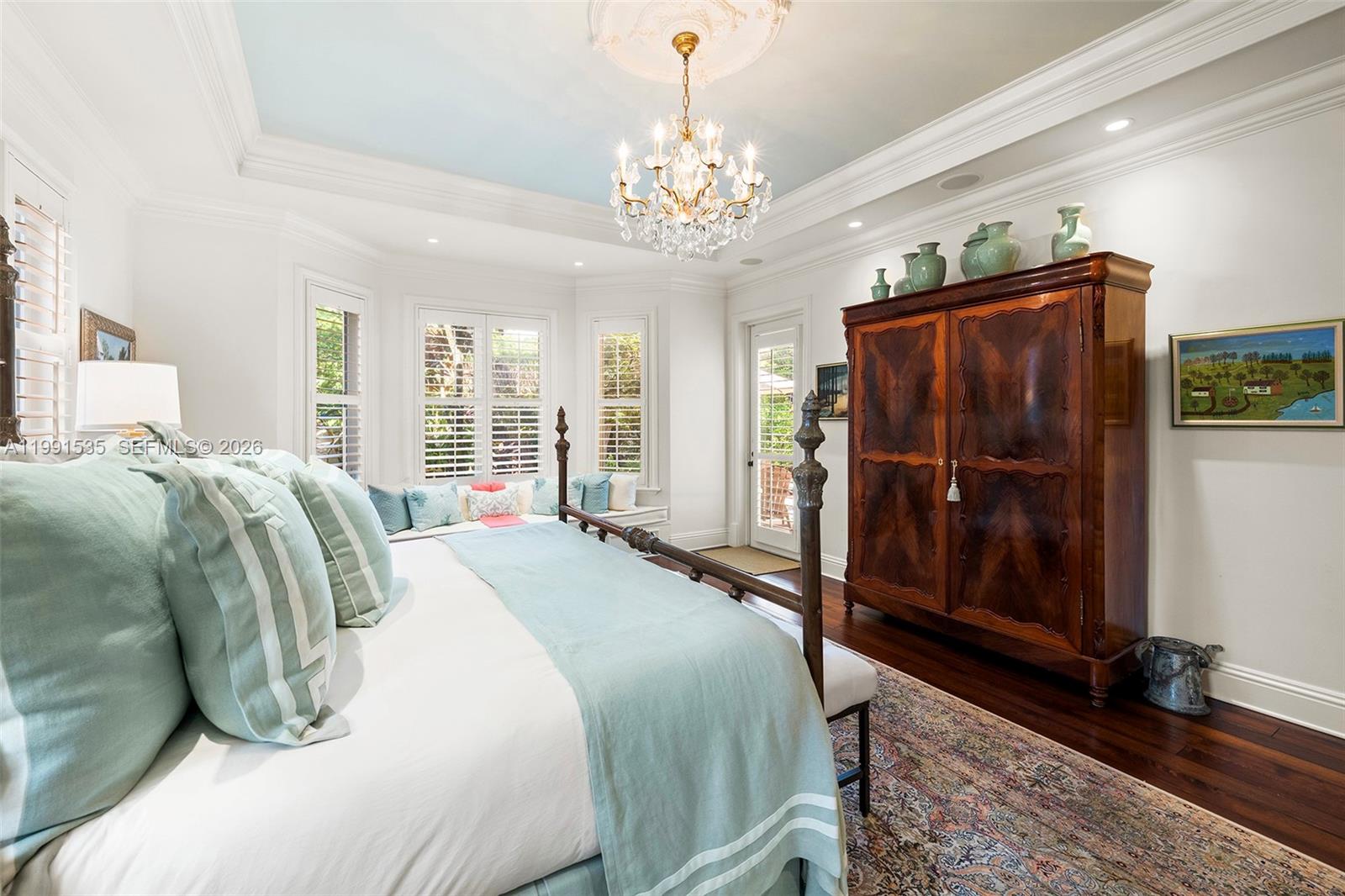 6900 Altamira St, Coral Gables FL 33146