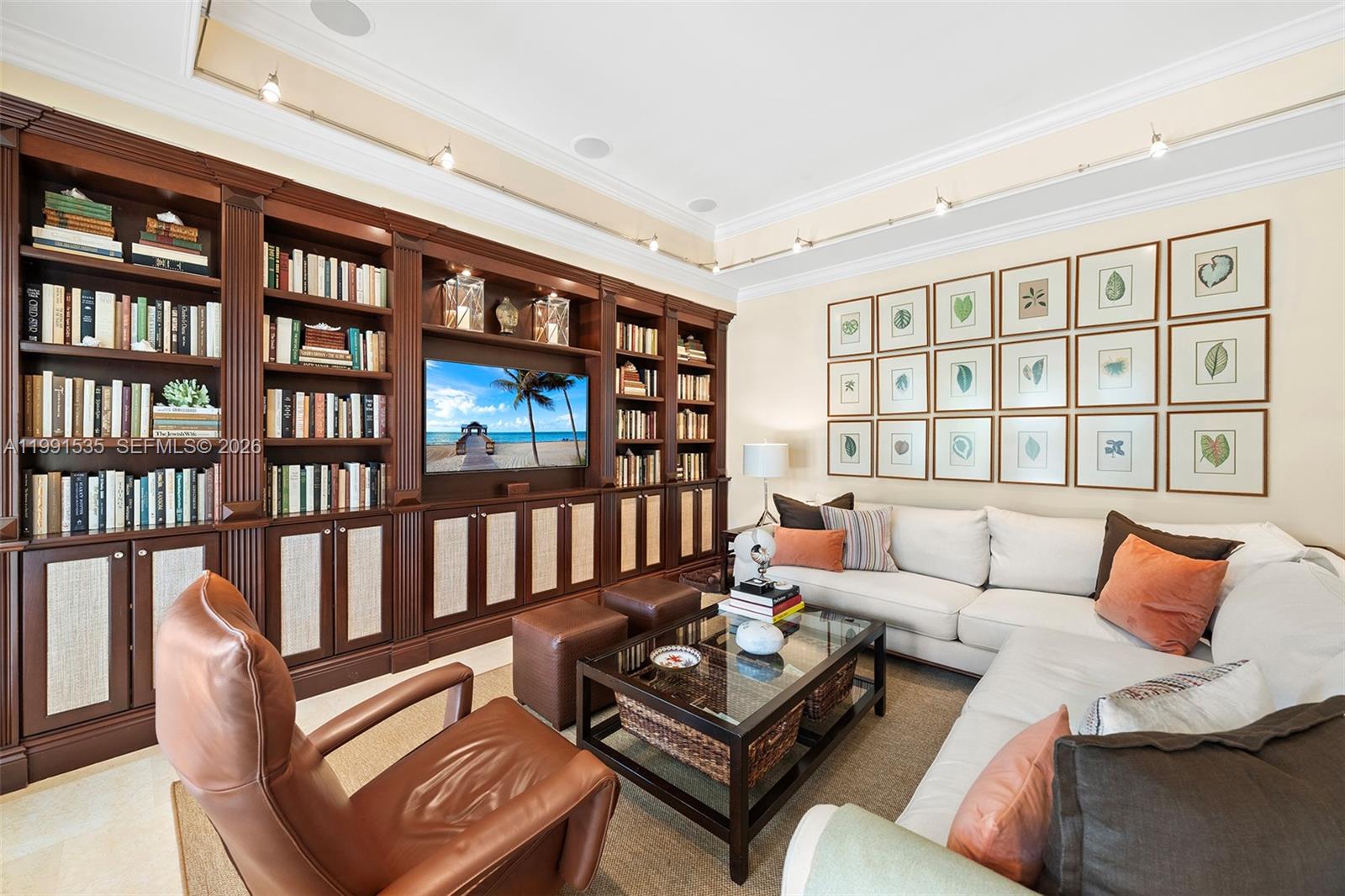 6900 Altamira St, Coral Gables FL 33146