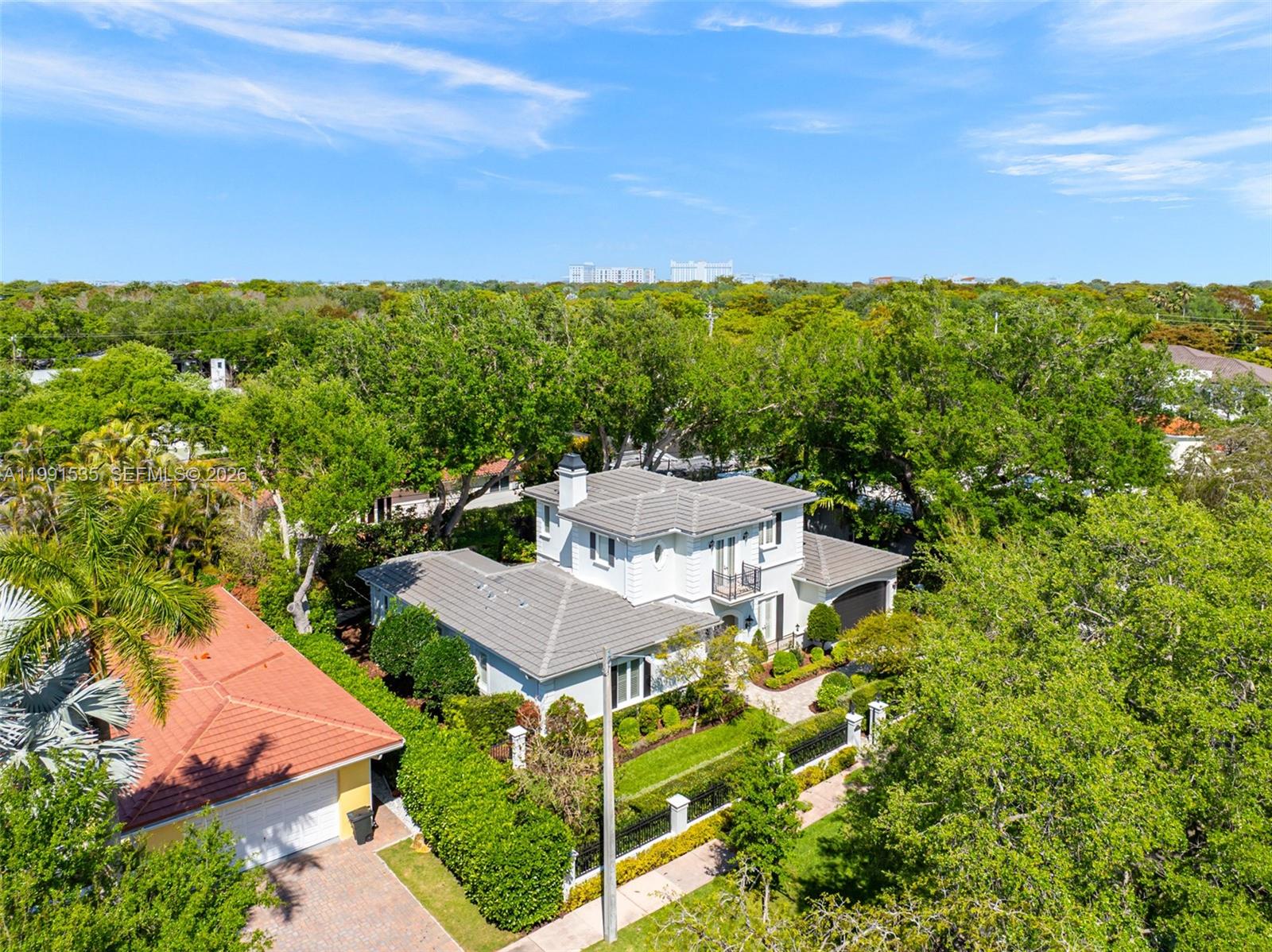 6900 Altamira St, Coral Gables FL 33146