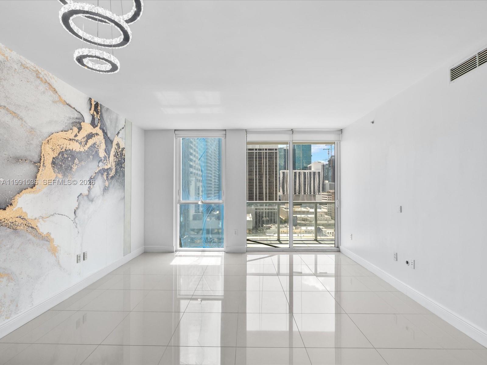 244 Biscayne Blvd #1605, Miami FL 33132
