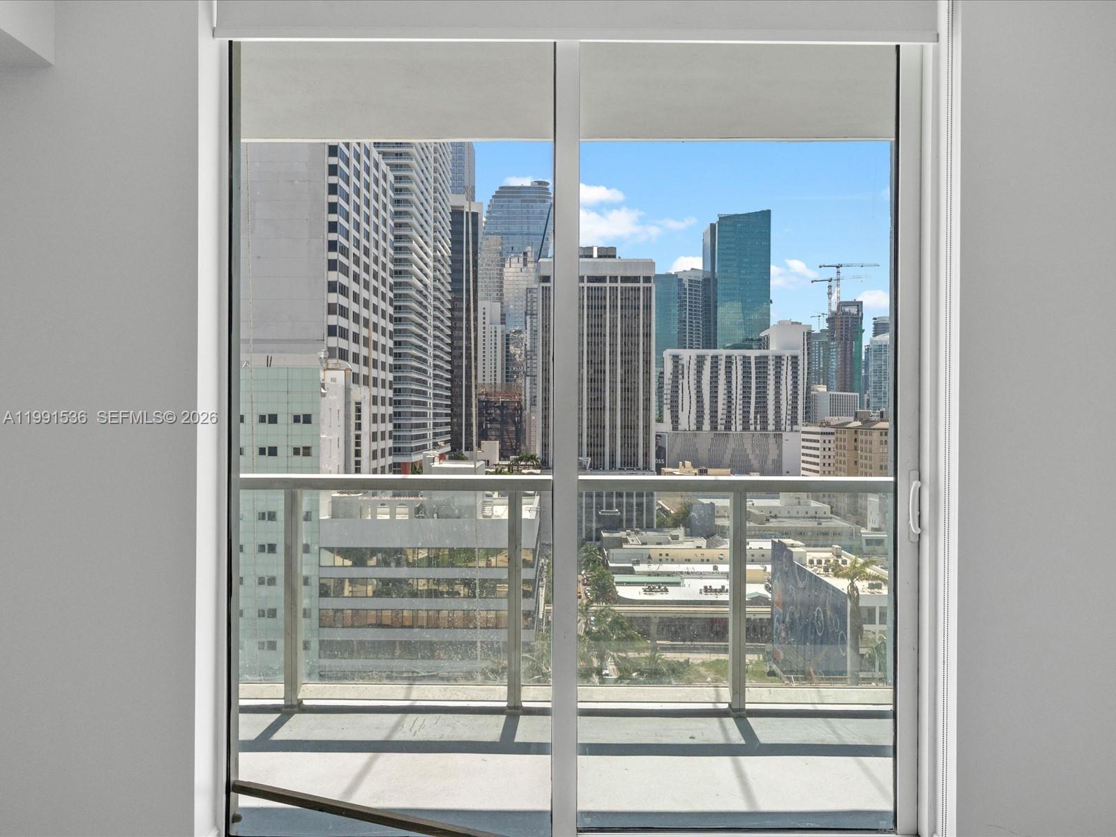 244 Biscayne Blvd #1605, Miami FL 33132