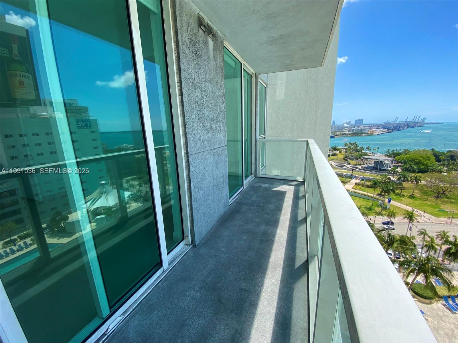 244 Biscayne Blvd #1605, Miami FL 33132
