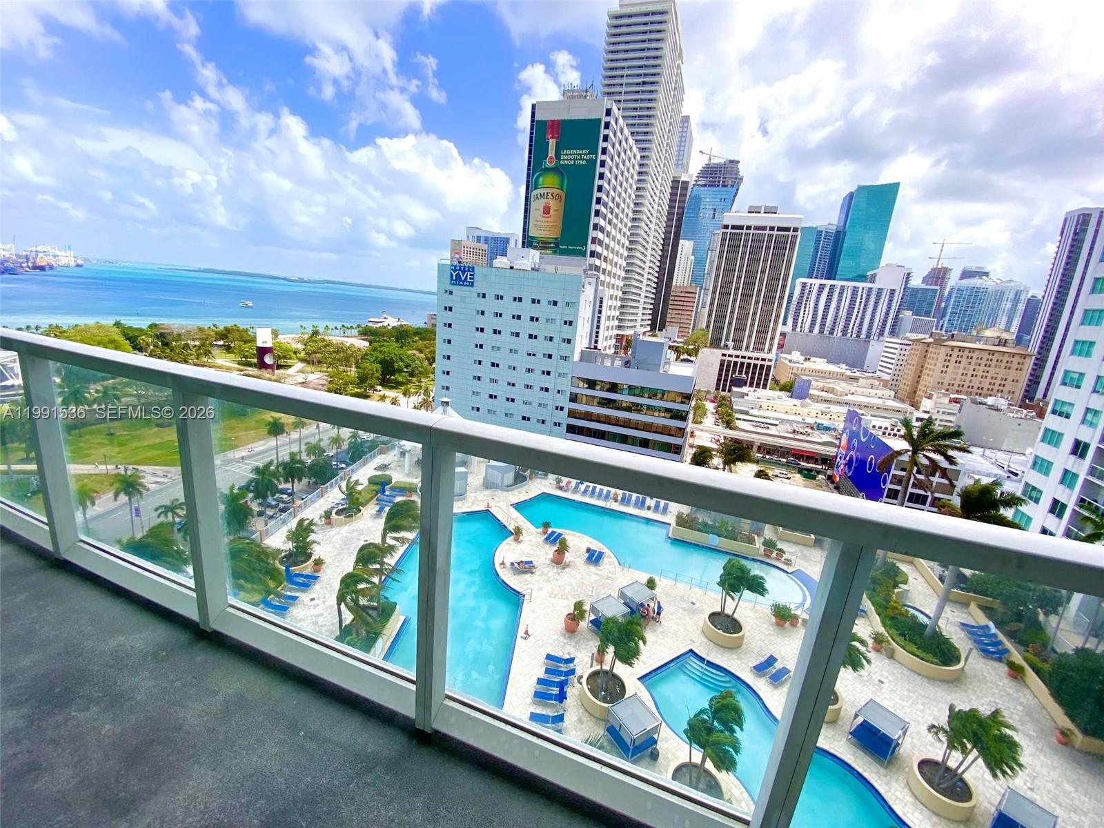 244 Biscayne Blvd #1605, Miami FL 33132
