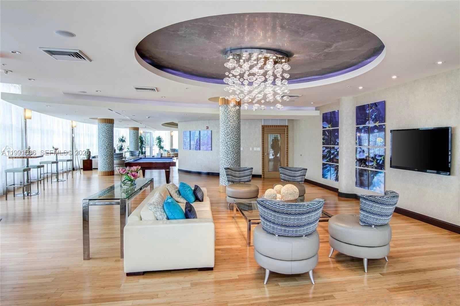 244 Biscayne Blvd #1605, Miami FL 33132