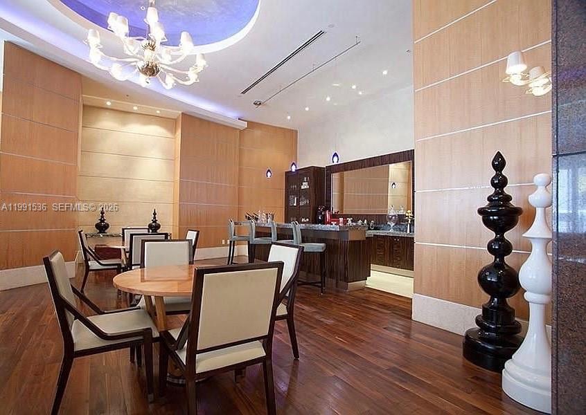 244 Biscayne Blvd #1605, Miami FL 33132