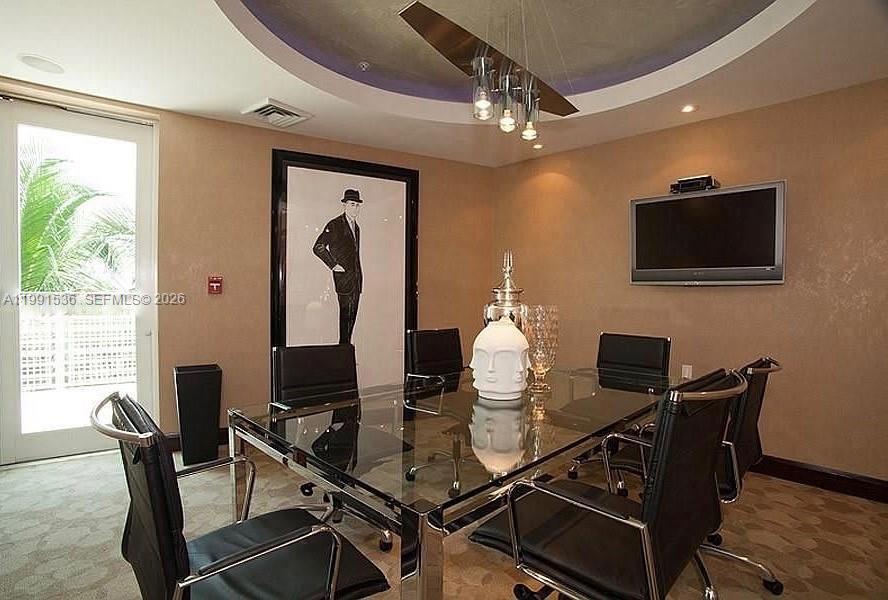 244 Biscayne Blvd #1605, Miami FL 33132
