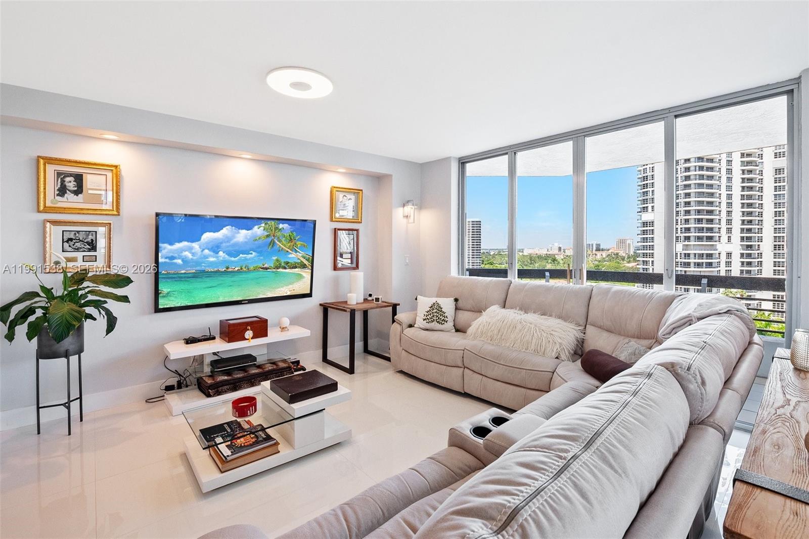 3600 Mystic Pointe Dr #1212, Aventura FL 33180