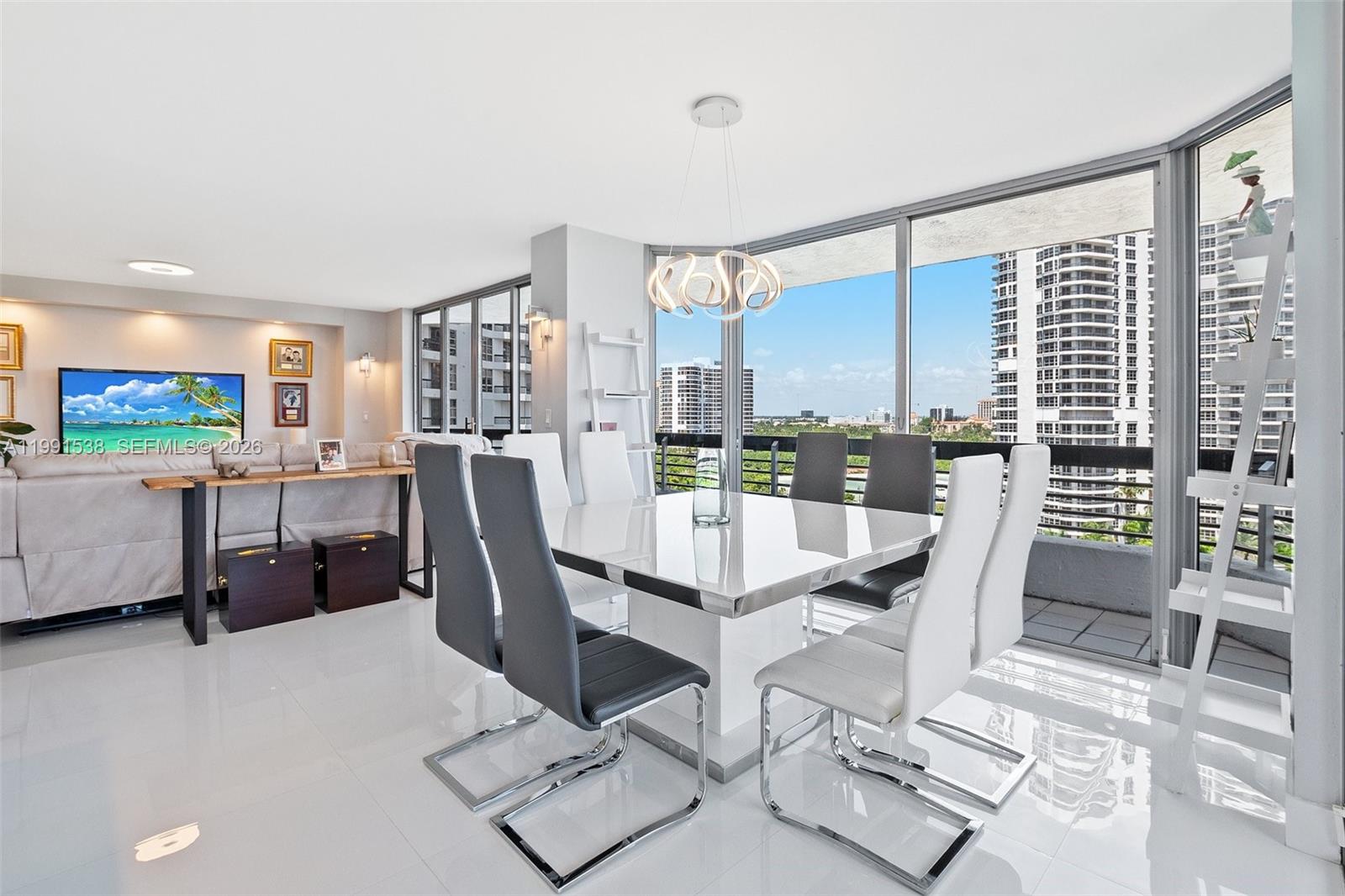 3600 Mystic Pointe Dr #1212, Aventura FL 33180