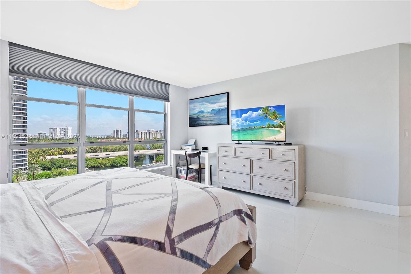 3600 Mystic Pointe Dr #1212, Aventura FL 33180