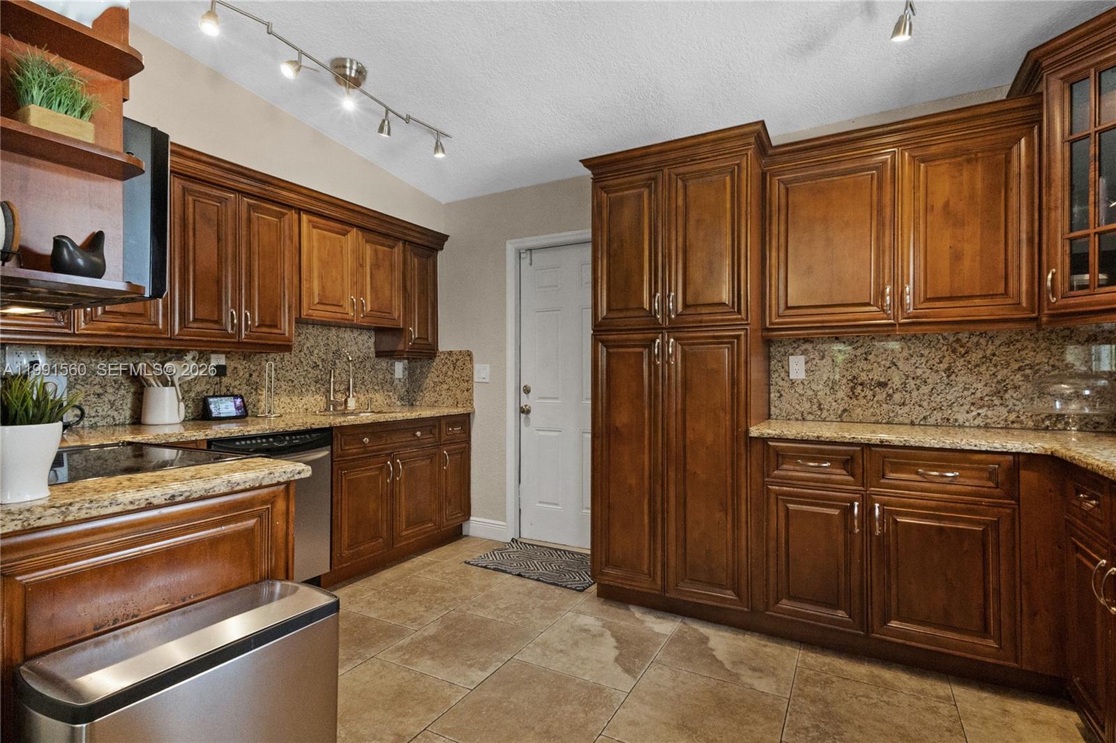 3500 SW 13th St, Miami FL 33145