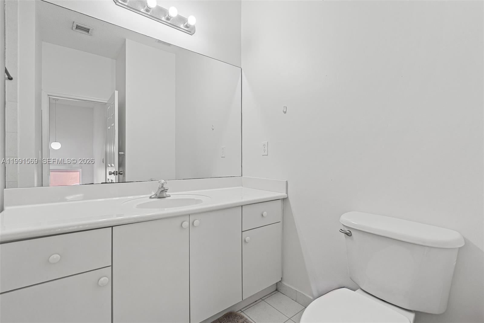 4914 Sailboat Dr #4610, Dania Beach FL 33312