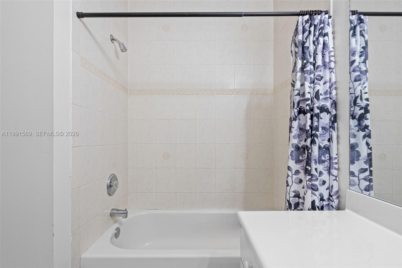 4914 Sailboat Dr #4610, Dania Beach FL 33312