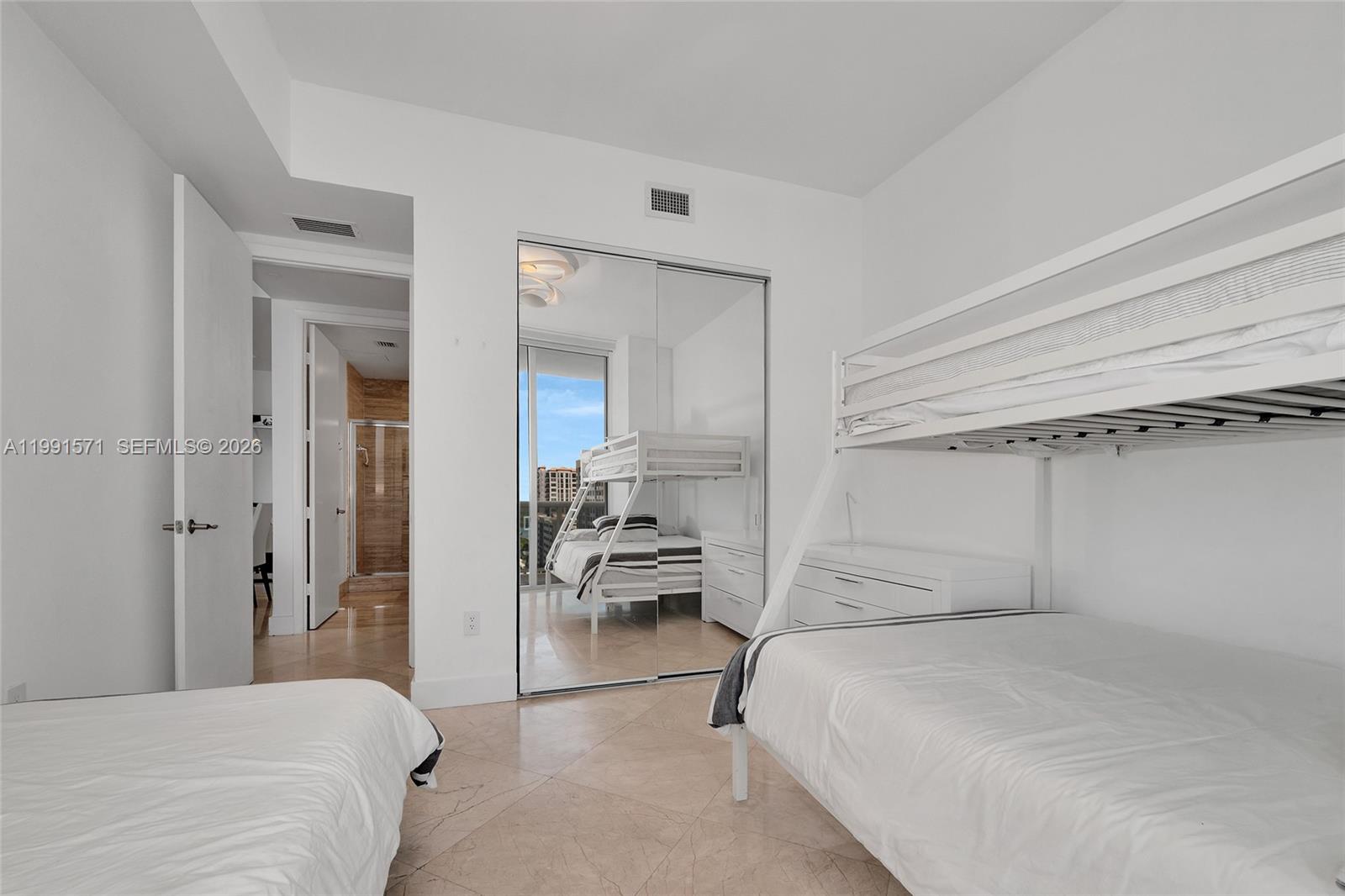 16001 collins ave #1005, Sunny Isles Beach FL 33160