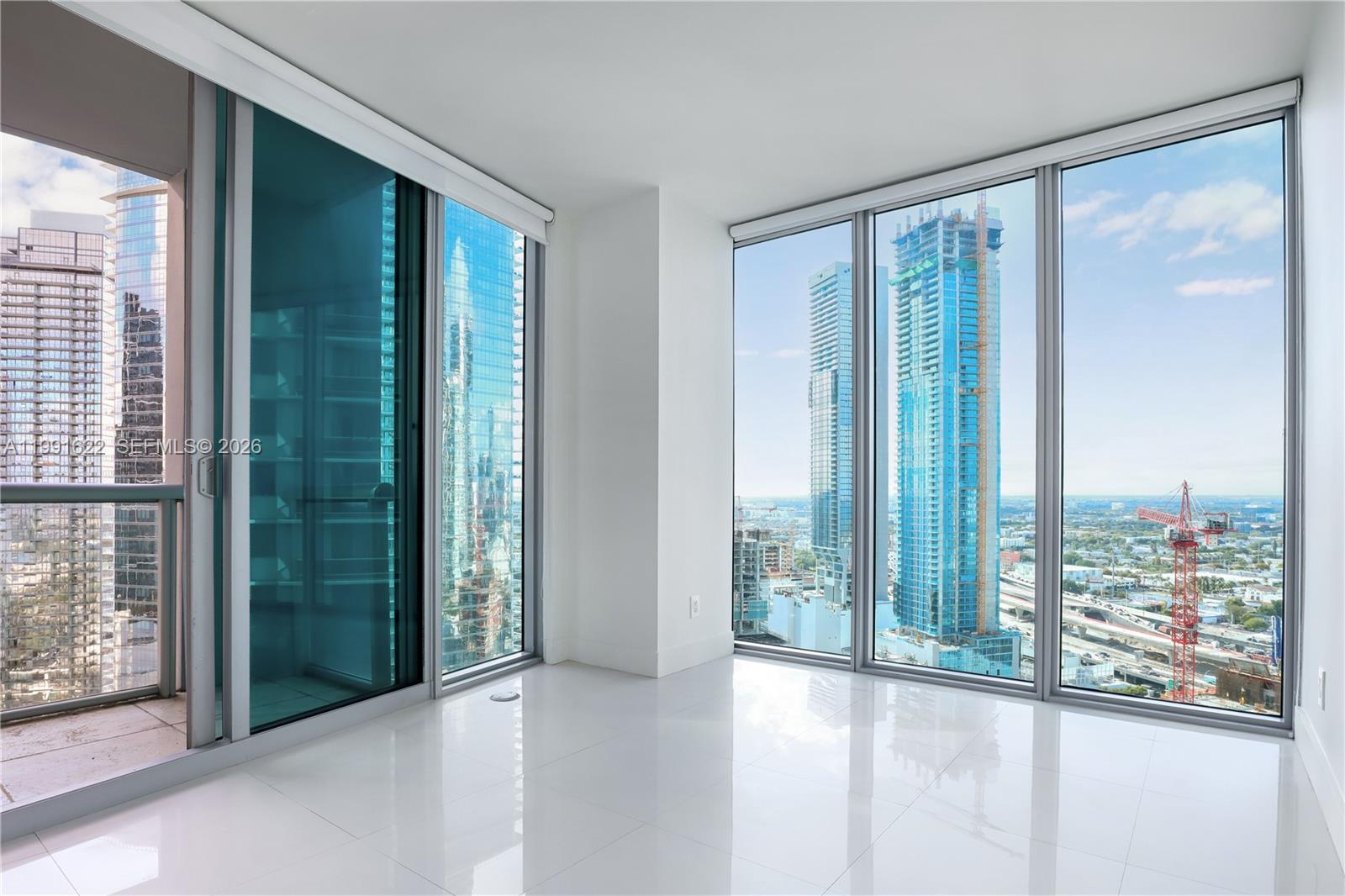 888 Biscayne Blvd #3112, Miami FL 33132