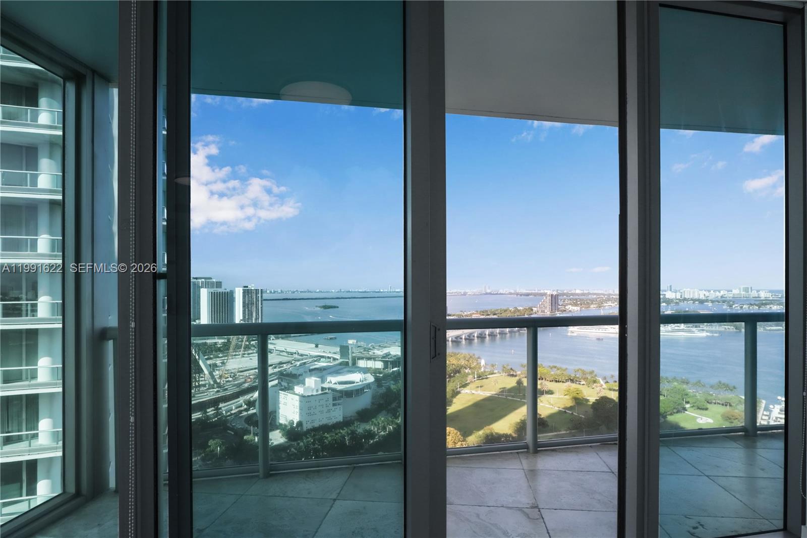 888 Biscayne Blvd #3112, Miami FL 33132