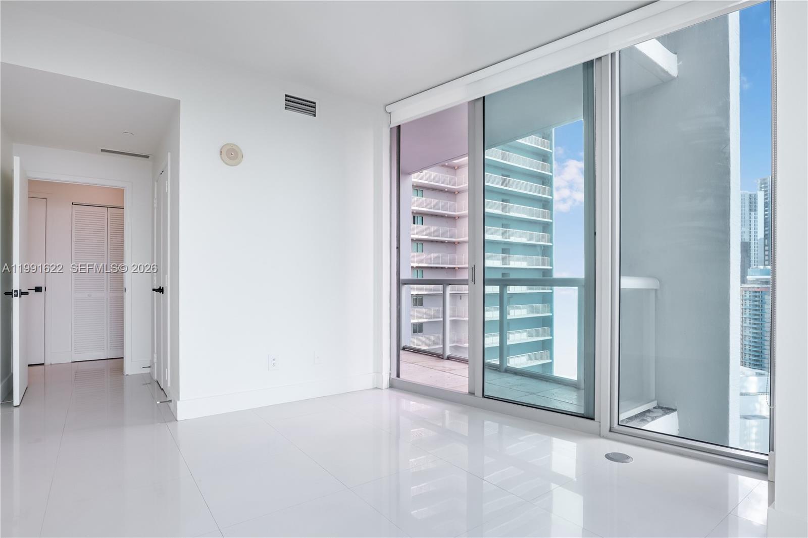 888 Biscayne Blvd #3112, Miami FL 33132