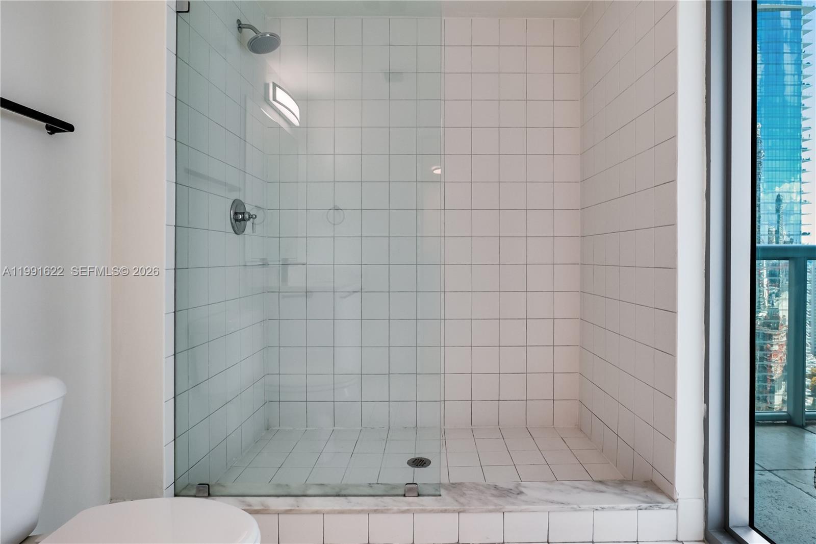 888 Biscayne Blvd #3112, Miami FL 33132