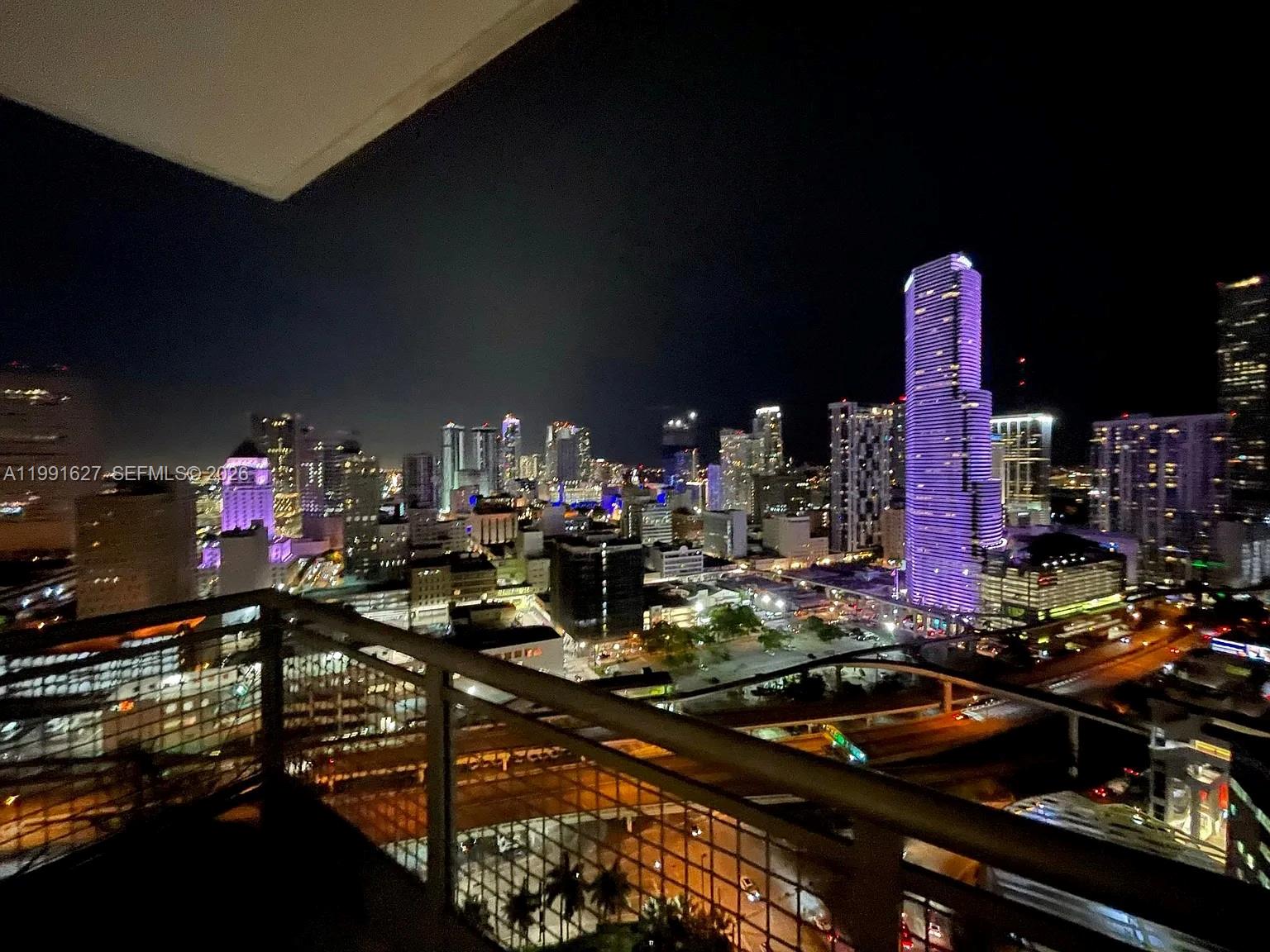 350 S Miami Ave #2807, Miami FL 33130
