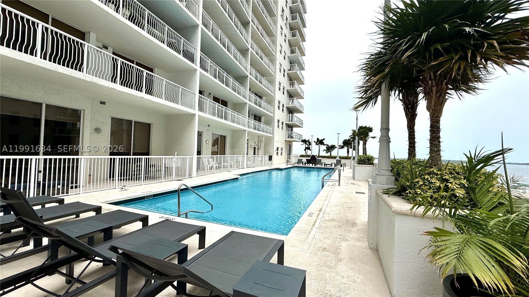 1200 Brickell Bay Dr #2216, Miami FL 33131