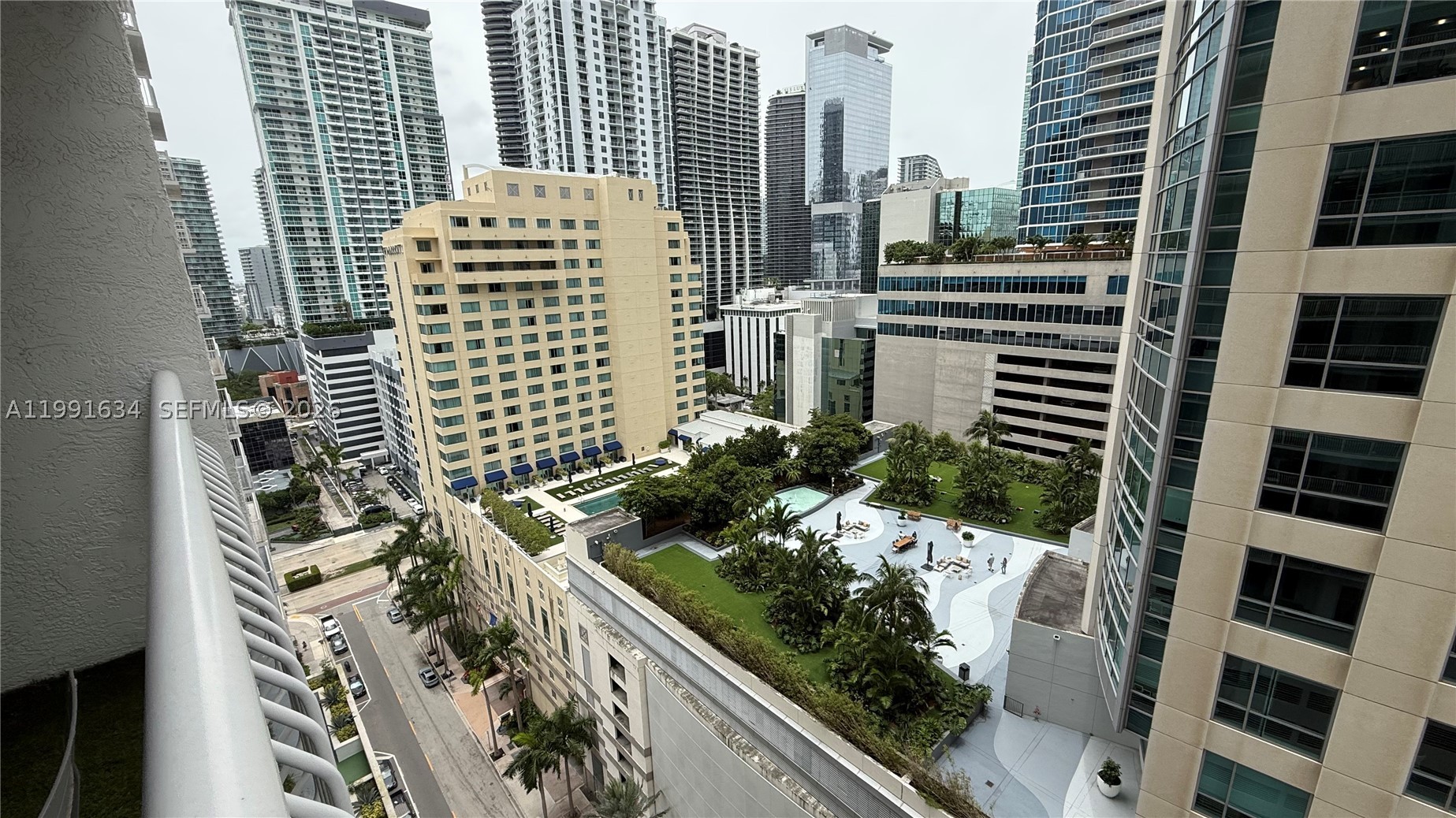 1200 Brickell Bay Dr #2216, Miami FL 33131