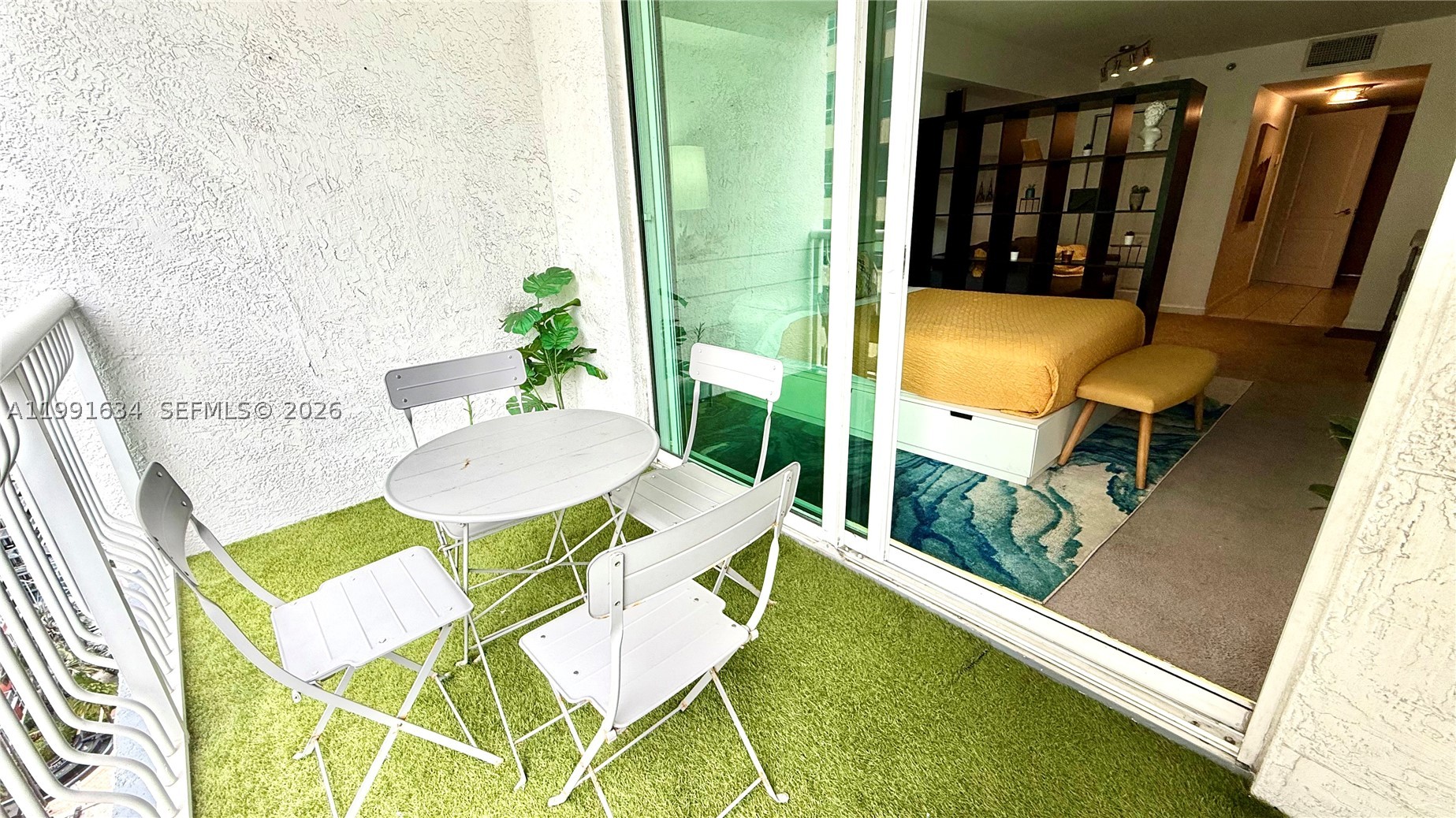 1200 Brickell Bay Dr #2216, Miami FL 33131