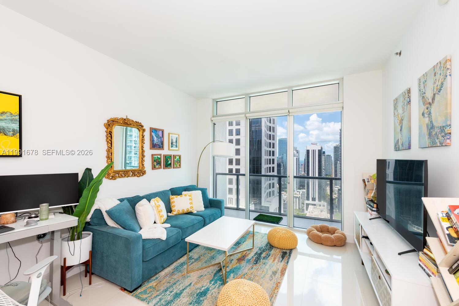 55 SE 6th St #4308, Miami FL 33131