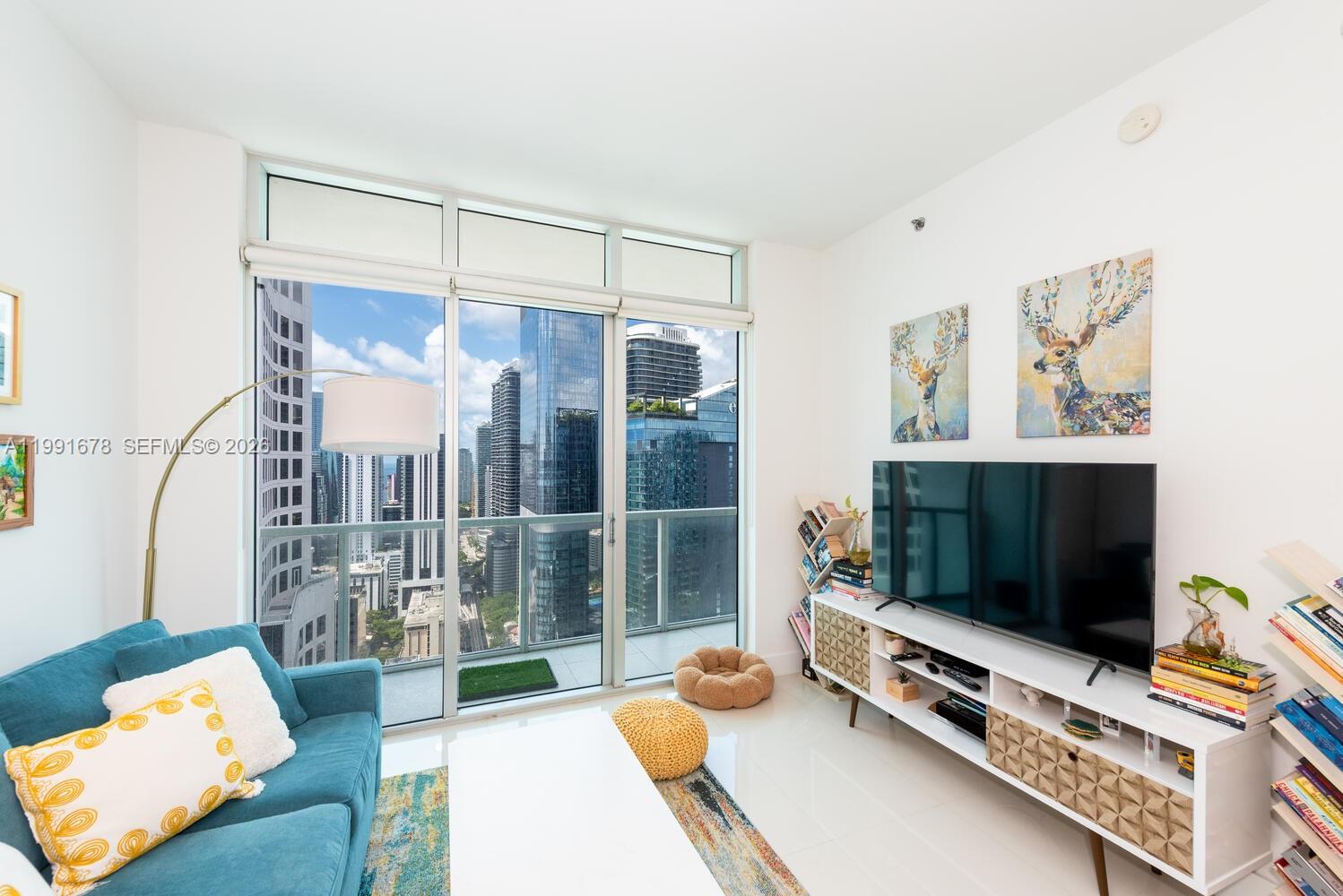 55 SE 6th St #4308, Miami FL 33131