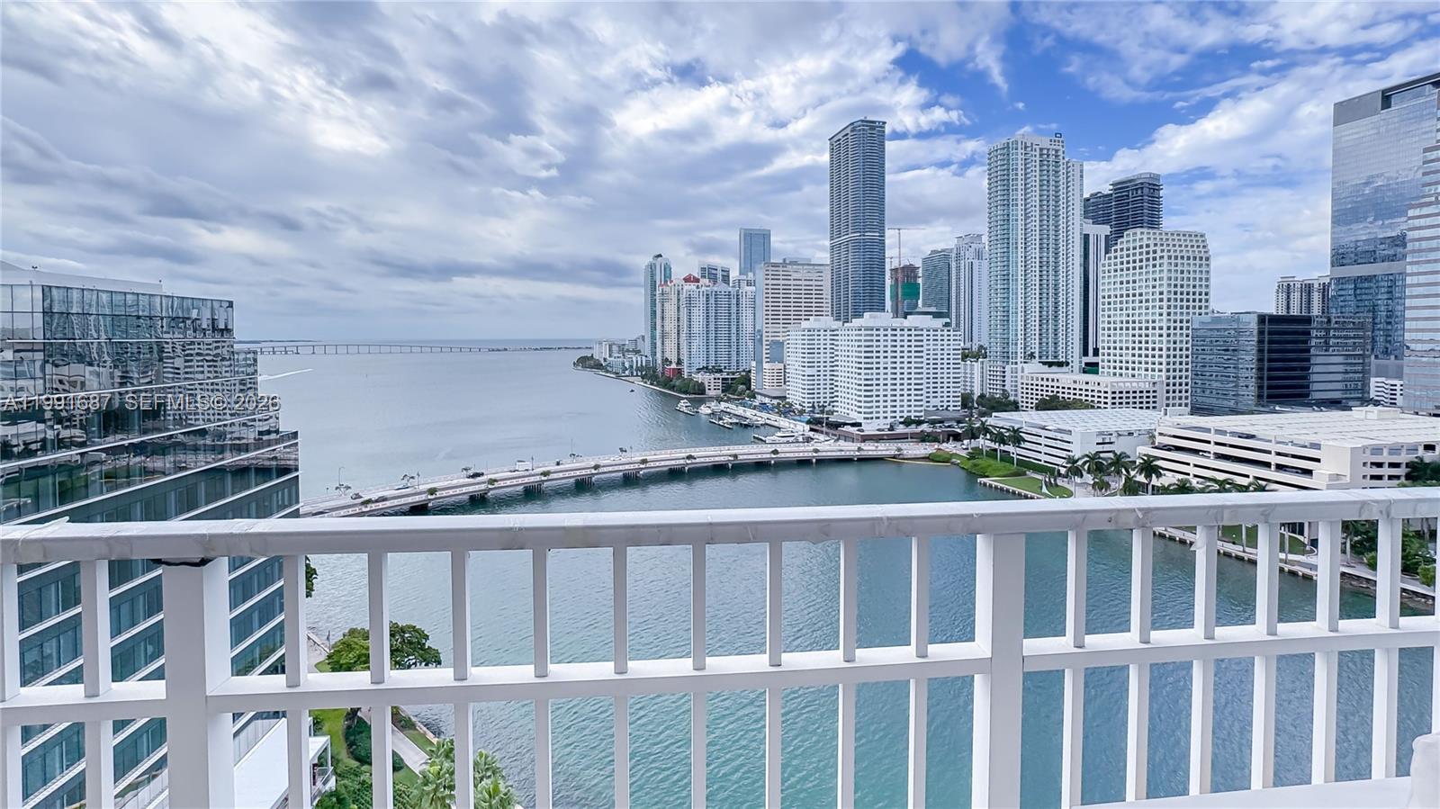 701 Brickell Key Blvd #1912, Miami FL 33131