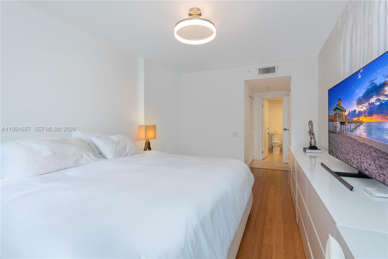 701 Brickell Key Blvd #1912, Miami FL 33131
