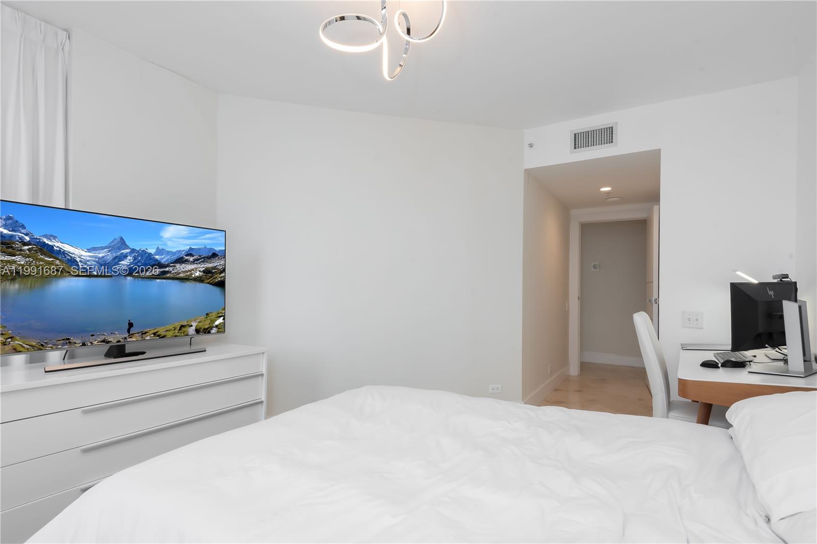 701 Brickell Key Blvd #1912, Miami FL 33131
