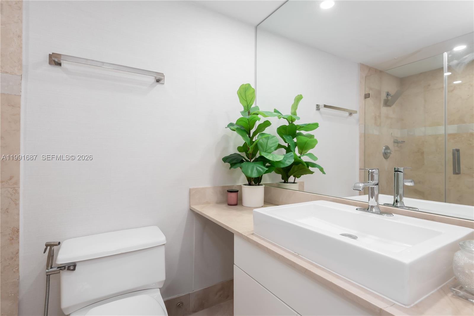 701 Brickell Key Blvd #1912, Miami FL 33131