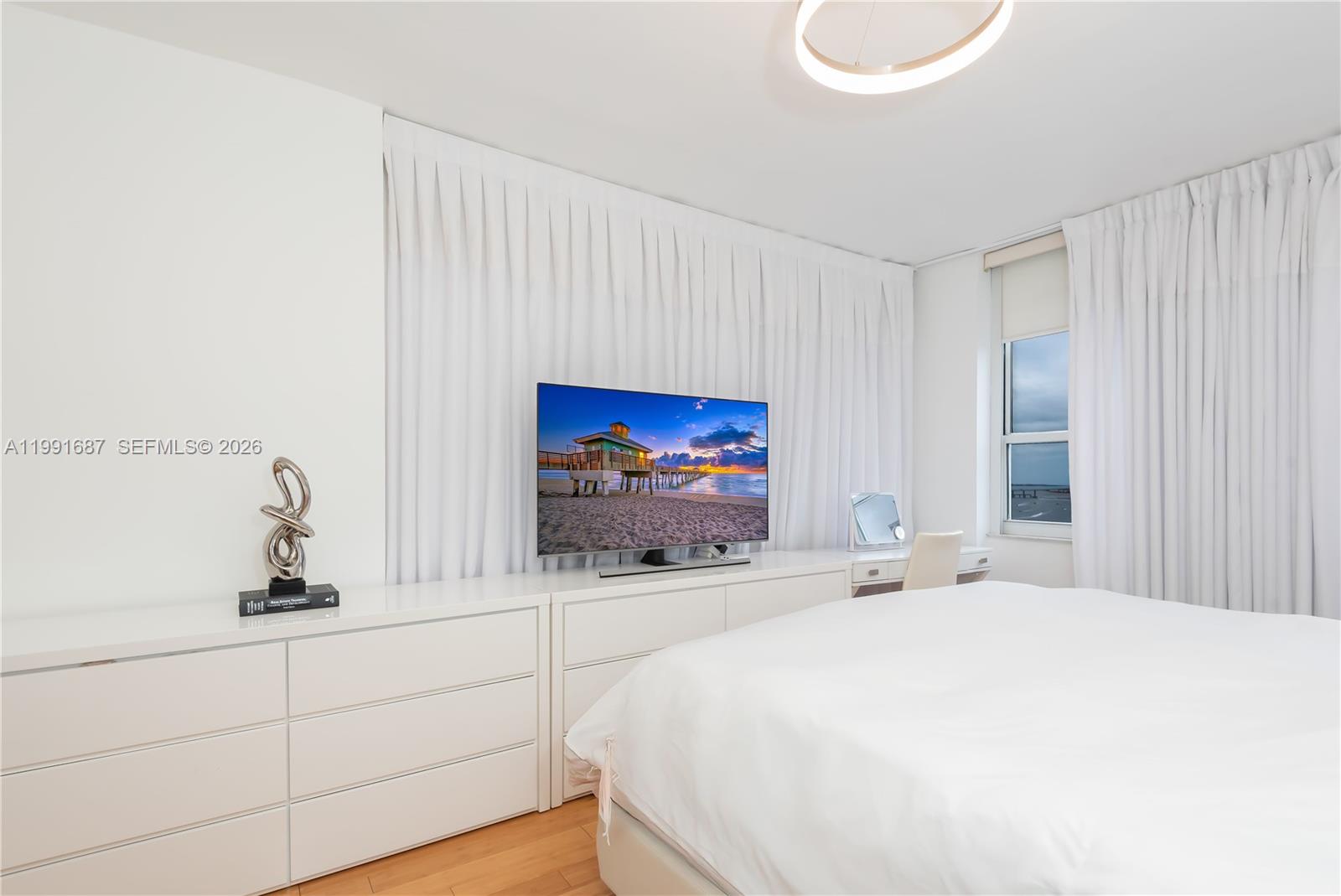 701 Brickell Key Blvd #1912, Miami FL 33131