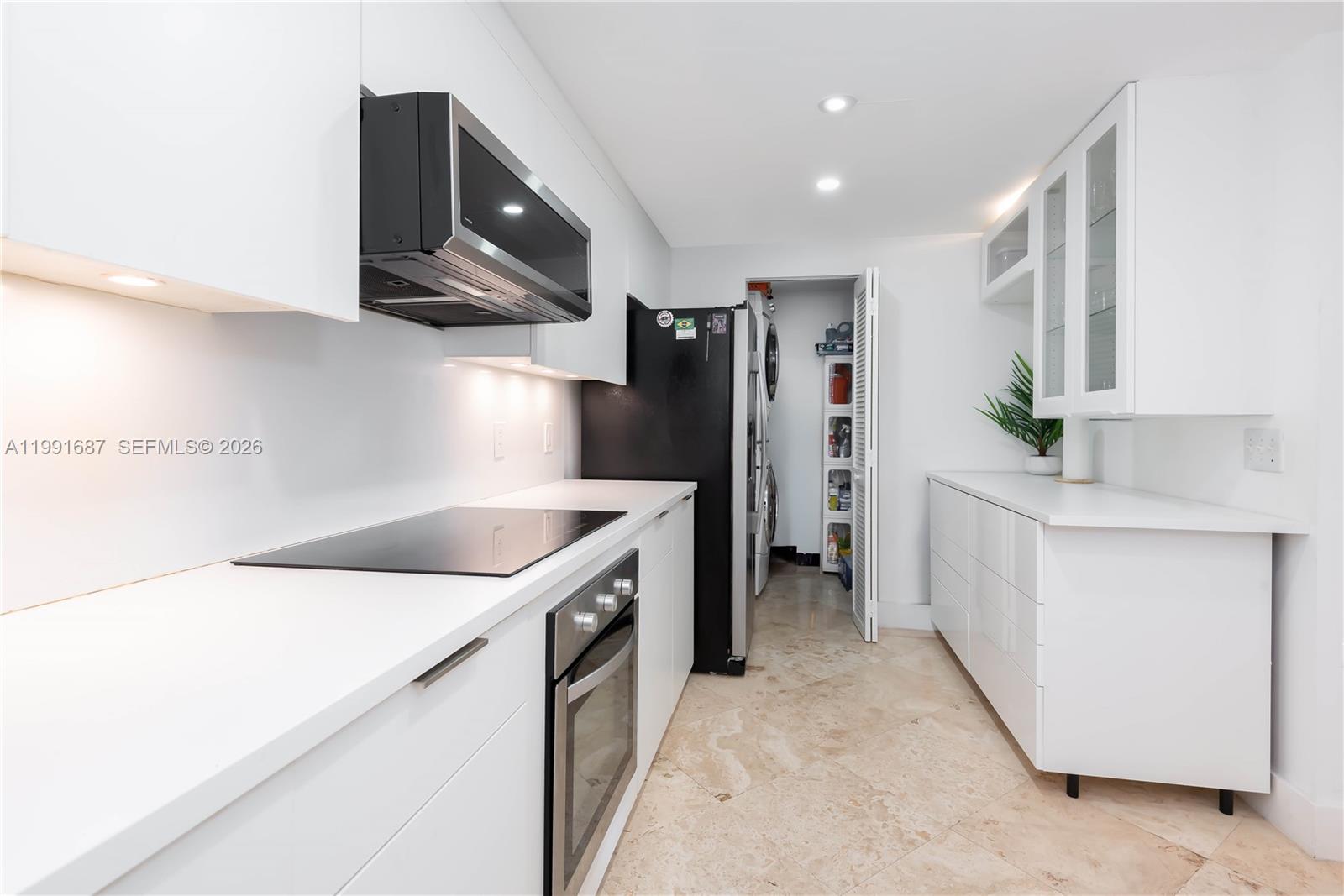 701 Brickell Key Blvd #1912, Miami FL 33131
